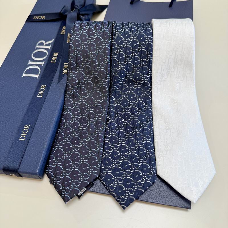 Dior Tie hm26